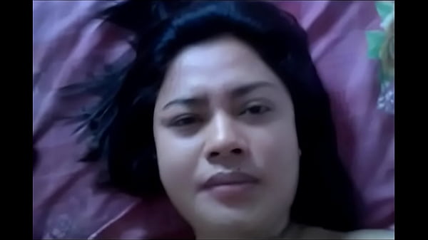 Ibu Mami Hot Indonesia Ngentot Sama Teman Suaminya, Si Roni, Saking Gregetnya Sampe Lupa Diri.