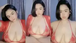 Payudara Gede Mulus Bikin Ngiler, Pengen Remas Terus.
