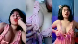 Puting Ngenyot Amelia Montok Goyang Sange Di Mango Live