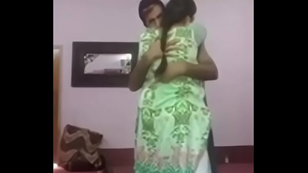 Pasangan Desi Lagi Seru-seruan Di Ranjang, Bikin Makin Basah.