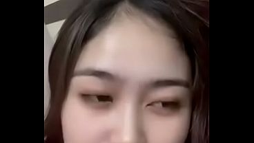 Cewek Indonesia Live, Goyang Panas Bikin Tegang Semua.