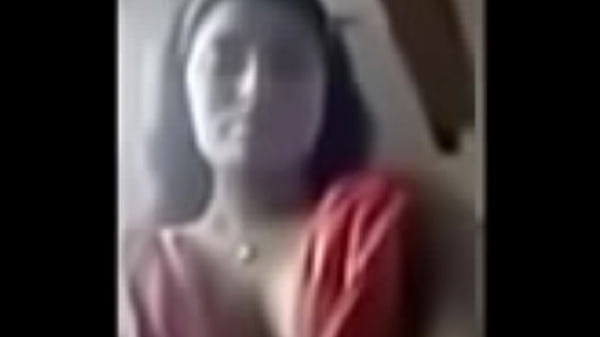Tontonan Dada Wanita India Bikin Ngilu