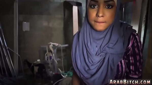 Gadis Arab Remaja Dan Wanita Muslim, Siap Ngocok Pantat Di Titik The Booty Drop, 23km Dari Luar Kota.