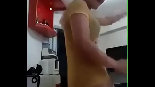 Wanita Panas Dari Indonesia, Bikin Makin Liur Lihat Lekuk Tubuhnya.