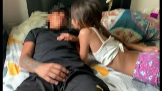 Hermanastra Dan Hermanastro Kencan Panas Di Rumah Saat Orangtua Tiri Pergi – Cerita Penuh Nafsu