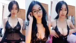 Awcece Host Cantik Banget, Toge Mulus Bikin Pengen Gigit, Live-nya Bikin Makin Greget.