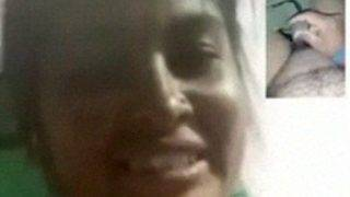 Malayali Aunty Telanjang Depan Kamera Bikin Cowok Ngocok Sambil Video Call