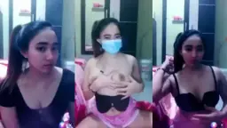 Toket Vera Menggoda, Host Manggo Bikin Ngaceng