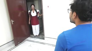 Cerita Panas: Gadis Bengali Polos Digauli Orang Asing – Kisah Seks Hindi