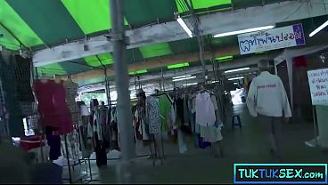 Lidahnya Berduri, Ibu Mungil Thailand Digilir Dua Bule Gila
