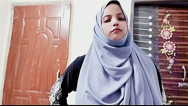 Desi Hijab Stepmom Ngentot Gila Sama Anak Tiri, Nafsu Panas Bikin Makin Liar