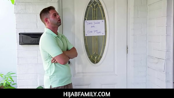 Hijabfamily – Pantat Arab Mulus Diperkosa Malaikat Anal!