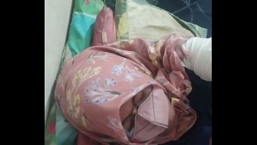 Tante Riani Ngemut Kontol Sampe Nikmat Banget, Bikin Makin Tegang.
