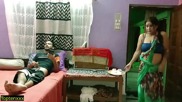 Ngentot Seru Abis Sama Cewek Muda India Hot Sama Tante Cantik! Suara Hindi Jelas Bikin Makin Basah