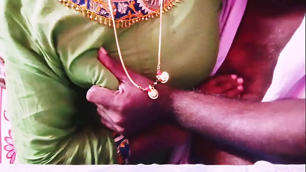 Ibu Rumah Tangga Desi Main Belakang, Nafsu Liar Pakai Bahasa Telugu Kotor.