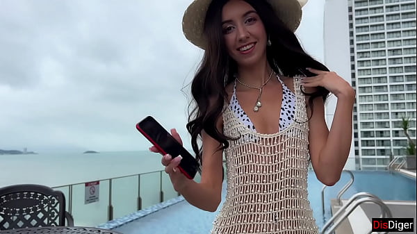 Gadis Spanyol Seksi Blanca Pengen Cobain Kontol Putih Rusia Pas Liburan.