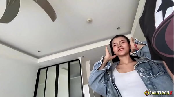 Johntronx – Gue Ngentot Habis-habisan Sama Tante Thailand Muda Yang Nyepongnya Bikin Merem Melek
