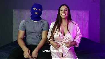Istriku Kocok Kontol Gede Pake Toket Barunya Yang Montok.