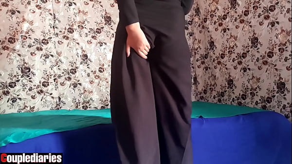 Istri Arab Berhijab Lagi Sange, Dia Panggil Selingkuhannya