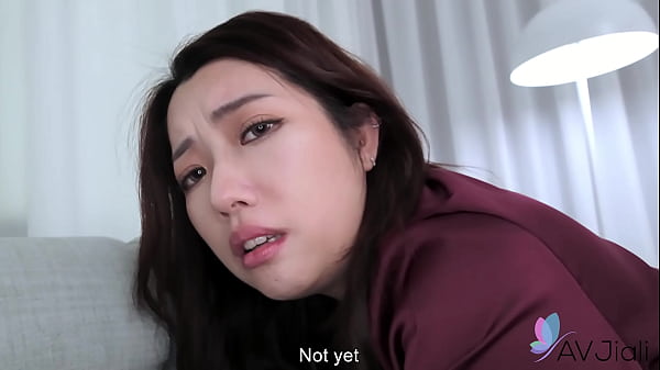 Cici, Istri Orang Seksi Nan Montok, Mainin Kontol Keras Di Rumah Sendirian.