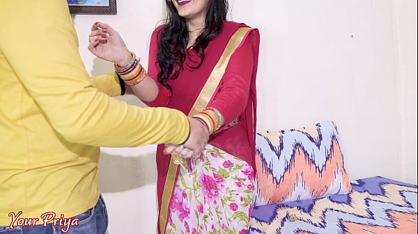 Desi Bhabhi Kontol Digedor Habis Ngeblowjob Dalem, Bokep Indo Sange.