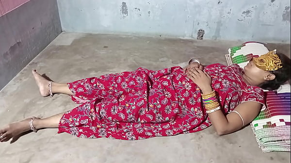 Adek Kakak Ngentot Adek Cewek Tidur Pulas, Crot Di Dalem Mimpi